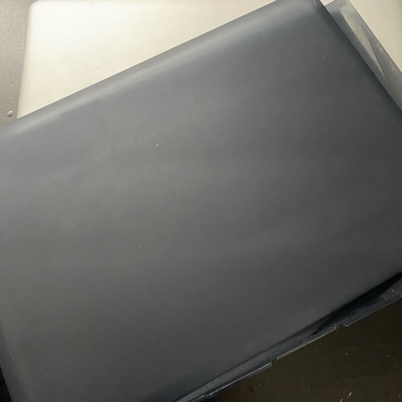 MacBook Pro - Picture 10 of 13